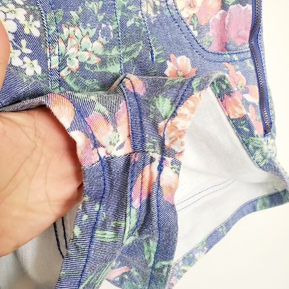 Gianni Bini junior denim shorts - Picture 5 of 14